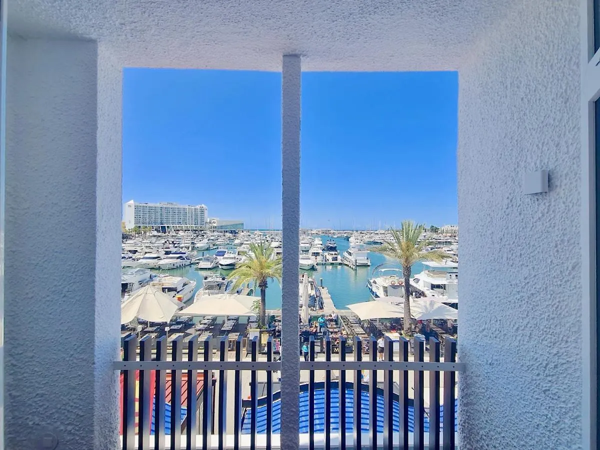 Marina Vista Sol-Cleverdetails, Marina View, Sleeps 2 Adults And 2 Children Vilamoura