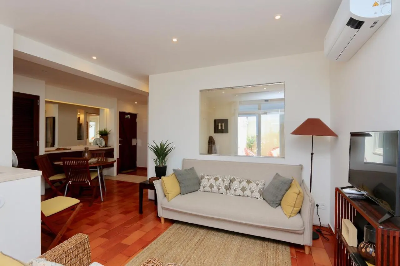 Apartamento Marina Vista Sol-Cleverdetails, Marina View, Sleeps 2 Adults And 2 Children Vilamoura