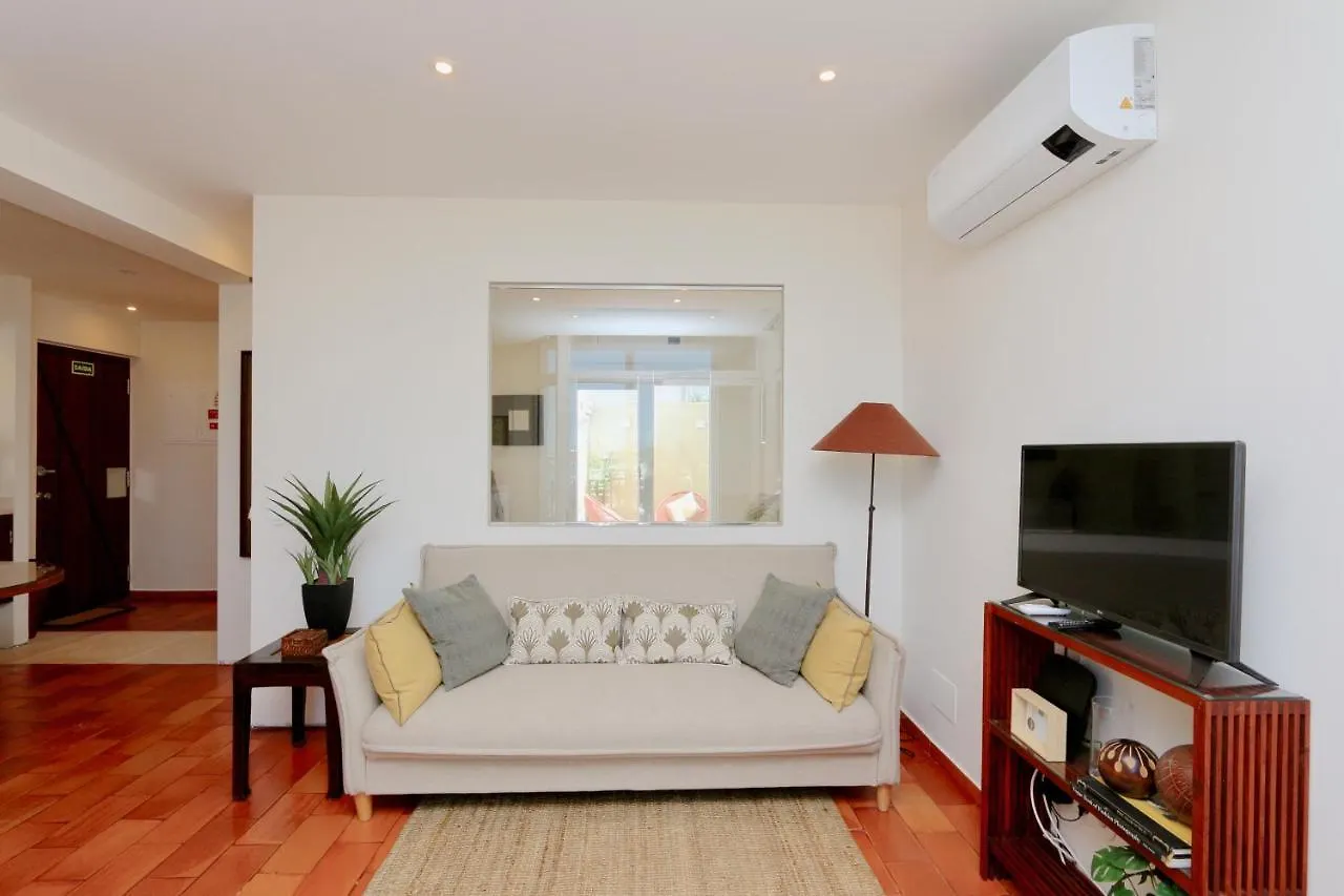 Marina Vista Sol-Cleverdetails, Marina View, Sleeps 2 Adults And 2 Children Vilamoura Apartamento